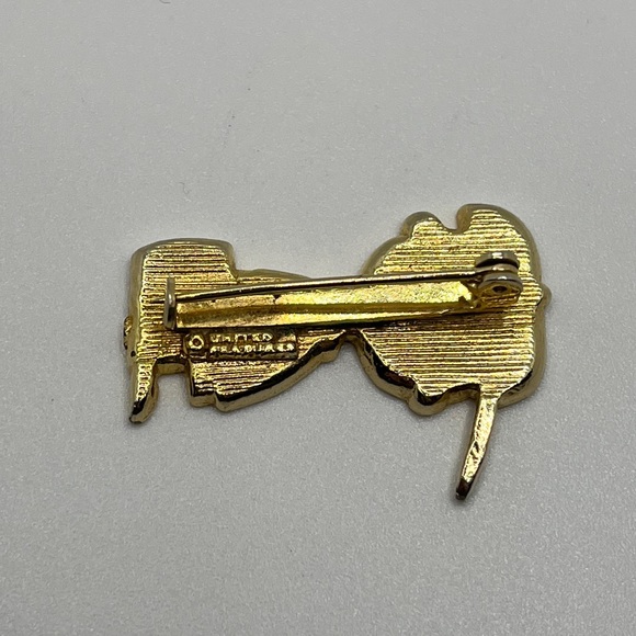 Vintage Charlie Brown Pin - Picture 3 of 5